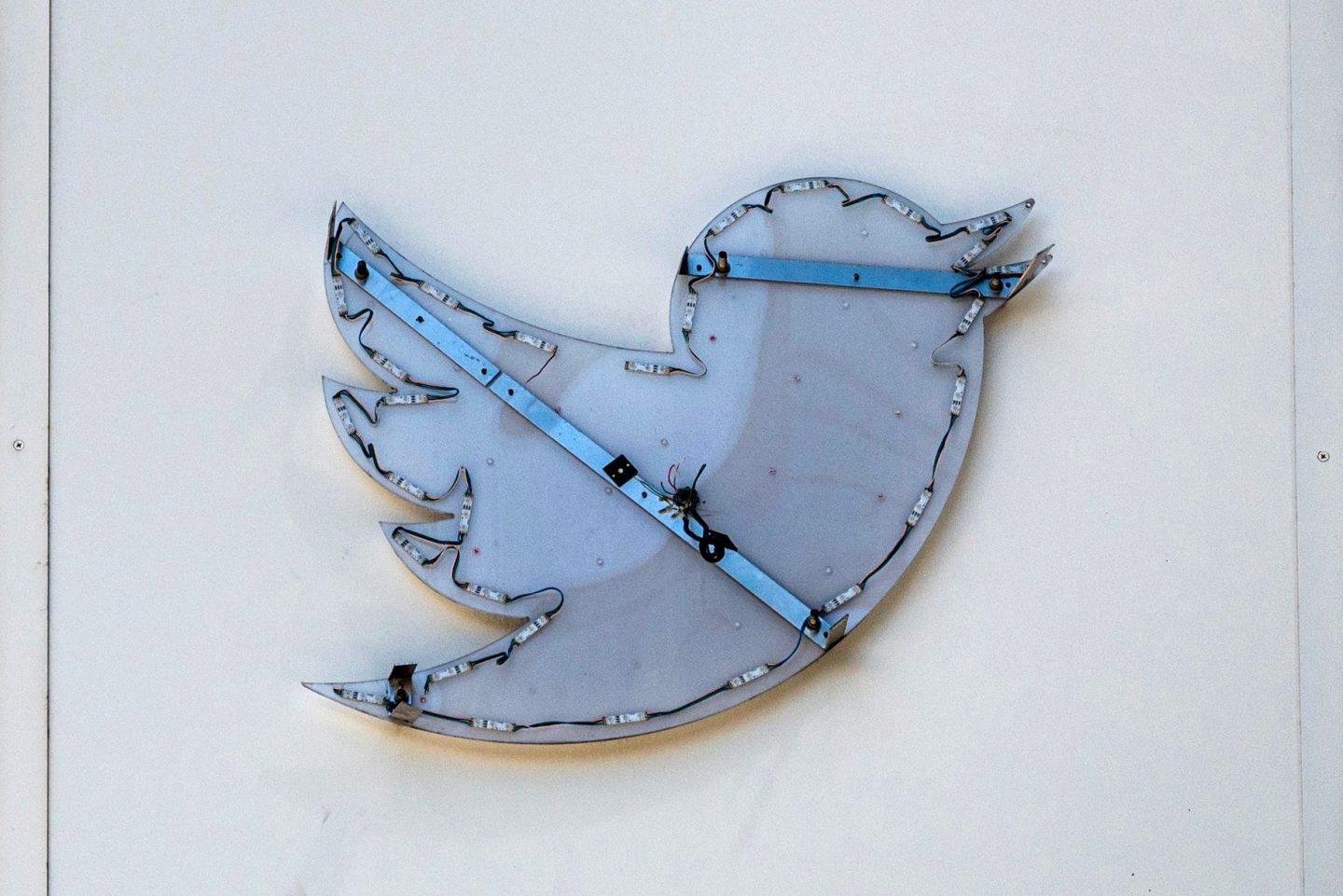 A partially removed sign at Twitter headquarters in San Francisco, California, US, on Wednesday, July 26, 2023. Elon Musk has changed Twitter Inc.&#039;s logo, replacing its signature blue bird with a stylized X as part of the billionaire&#039;s vision of transforming the 17-year-old service into an everything app. Photographer: David Paul Morris/Bloomberg via Getty Images